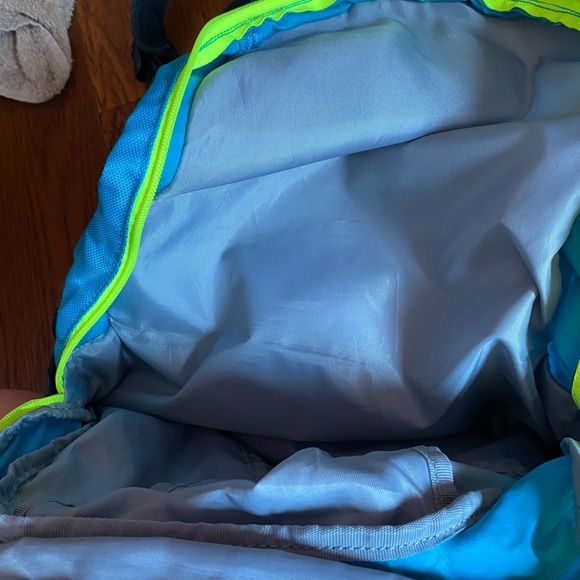 blue and green under armor book bag - Picture 5 of 6